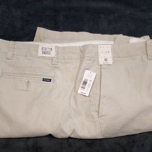 NWT ROWM MENS SZ 46 KHACKI FLAT FRONT SHORTS 9” INSEAM